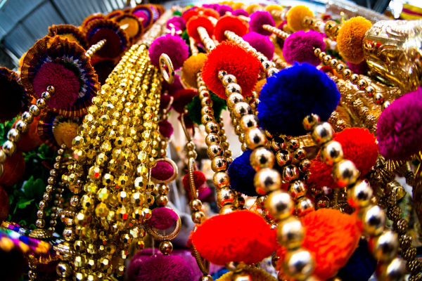 Shopping Guide: 15 Best Place For Diwali Shopping in Delhi