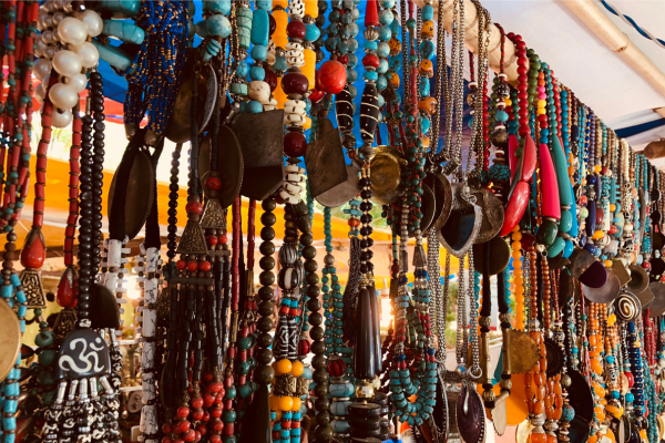 Shopping Guide: 15 Best Place For Diwali Shopping in Delhi
